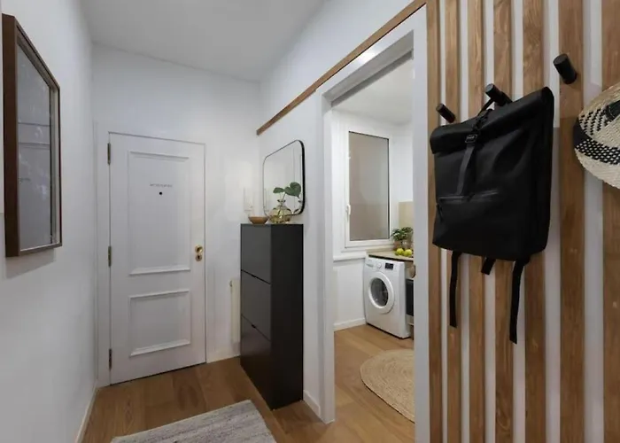 Bantu - 1 Bedroom And Balcony In Eixample Esquerra